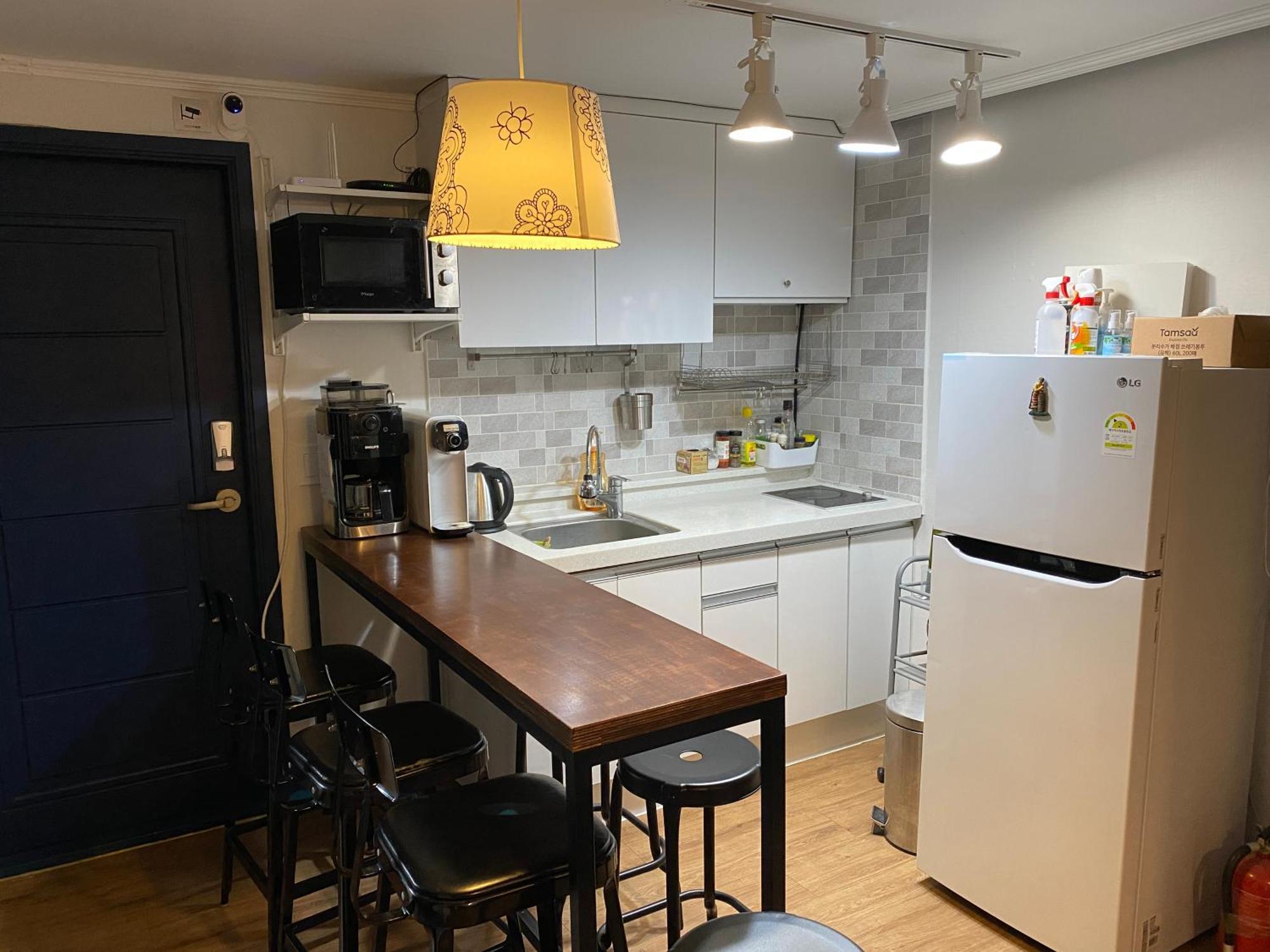 Amazing Hongdae Homestay Seoul